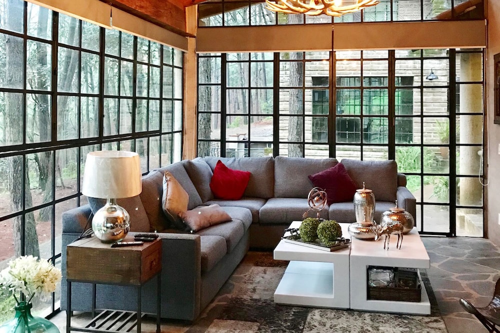BEAUTIFUL CABIN IN THE FOREST OF MAZAMITLA MAGIC TOWN.