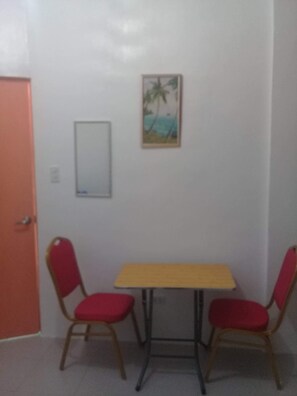 Unclassified image, 4 of 15, button