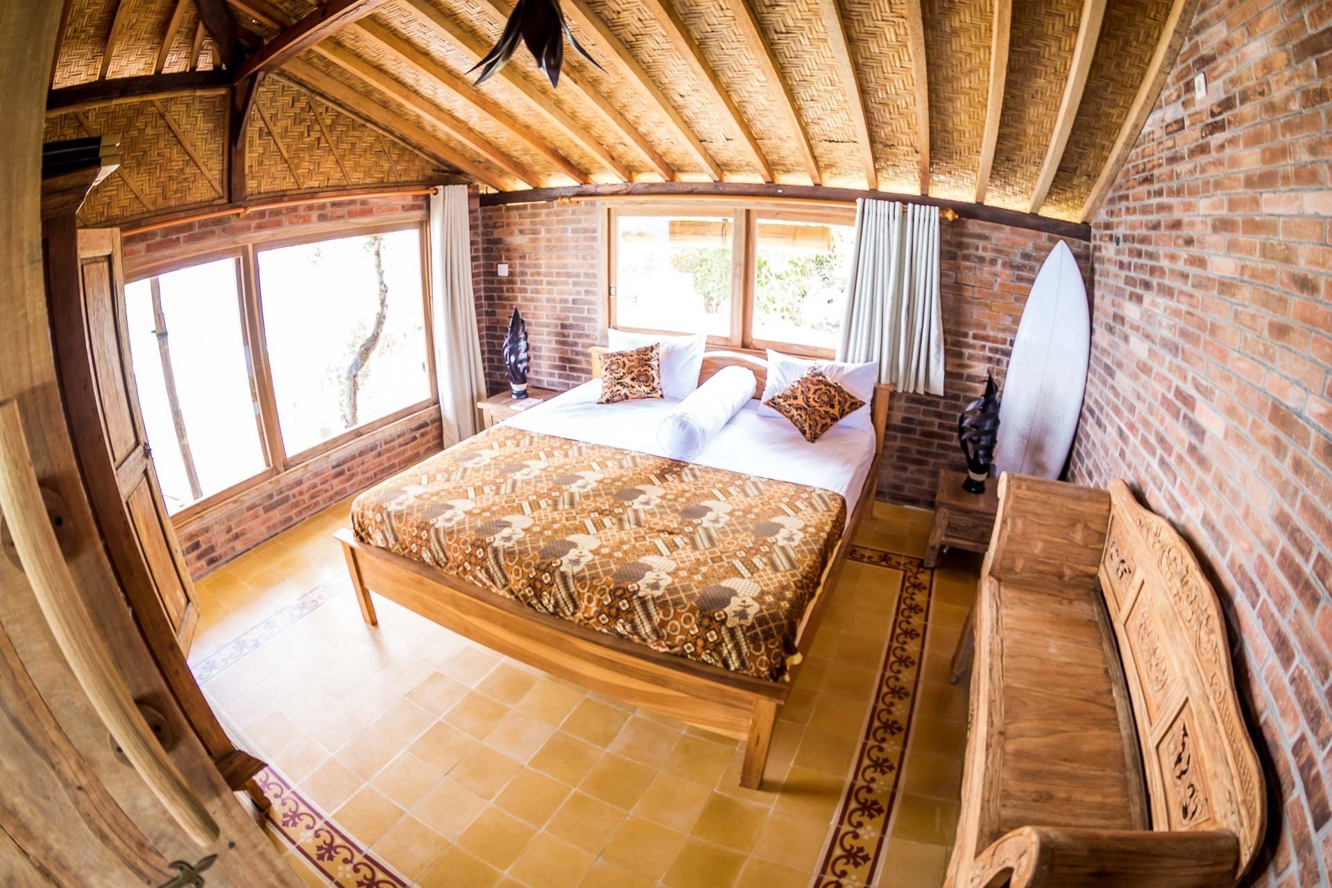 Villa Batu Hill is a traditional style Limasan house.