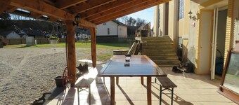 .3 Bed Mill House in the countryside attached to a 100 year old flour mit