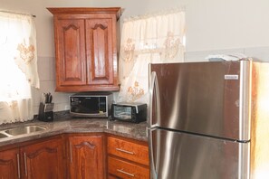 Fridge, oven