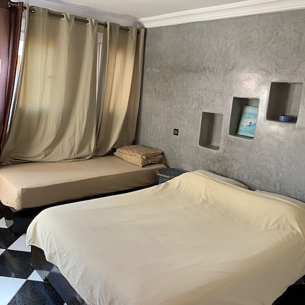 1 chambre, fer et planche à repasser, Wi-Fi