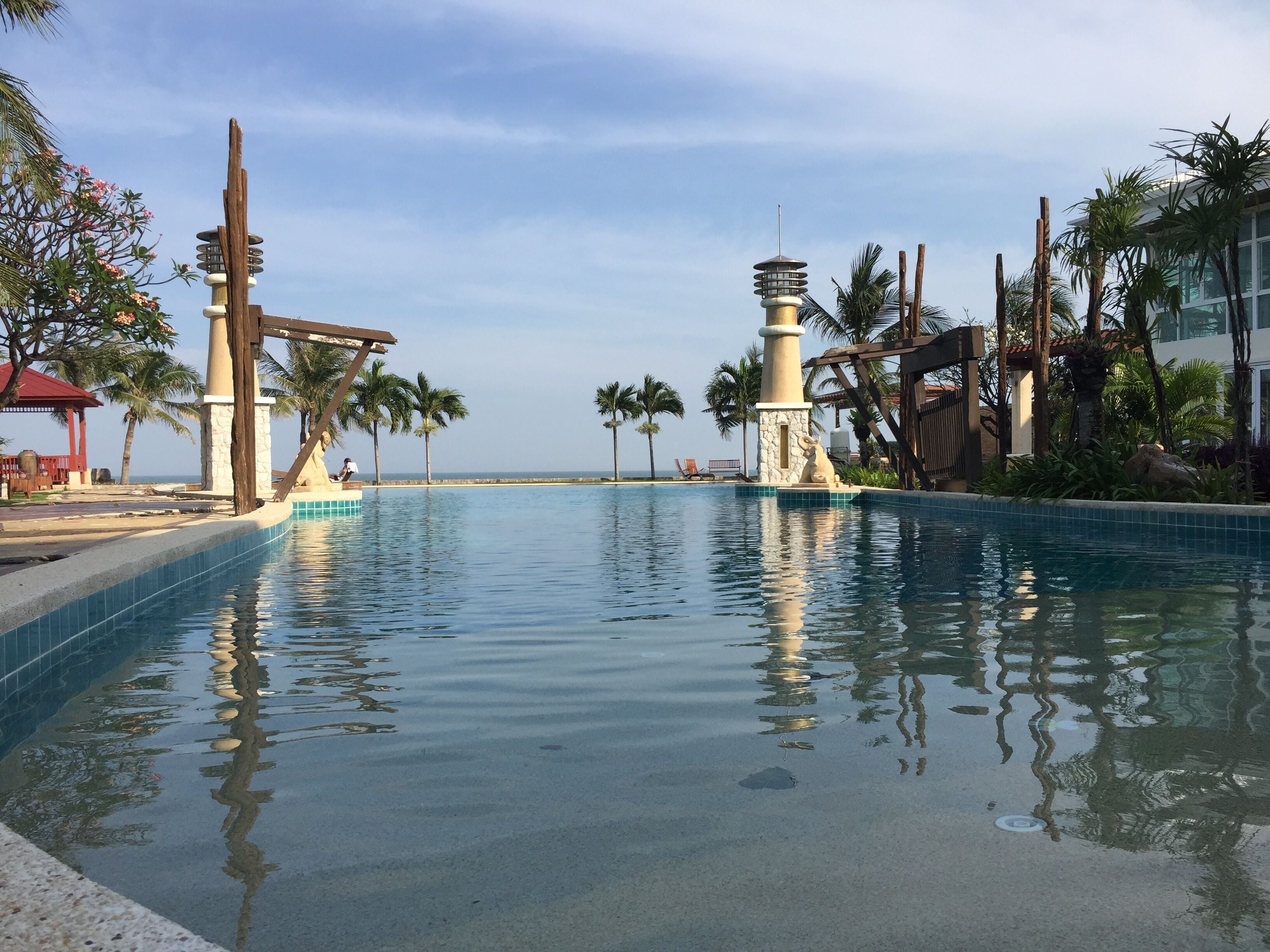 Nice swimming pool next from the beach