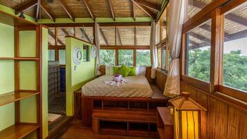 4 bedrooms, in-room safe, iron/ironing board, travel cot