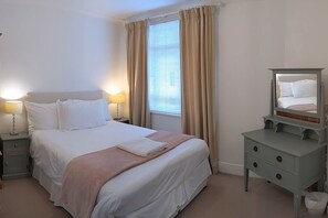 3 chambres, fer et planche Ă repasser, Wi-Fi, draps fournis