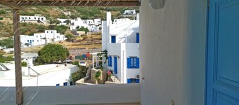 Elegant Cycladic House