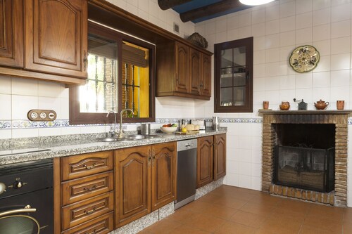 Andalusian Cortijo-keskus, 10 paikkaa, WIFI