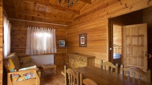 Dining - Cabins El Llano de los Conejos - Cabin 11 (Cañamares)