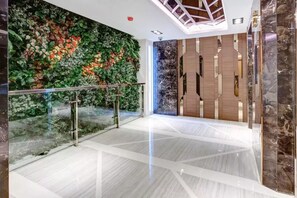 Interior - Luxurious Condo @Heart of Bangkok - Quiet location - Fast Wifi - 24 Hour Checkin (Bangkok)