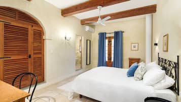 3 bedrooms, in-room safe, iron/ironing board, free WiFi