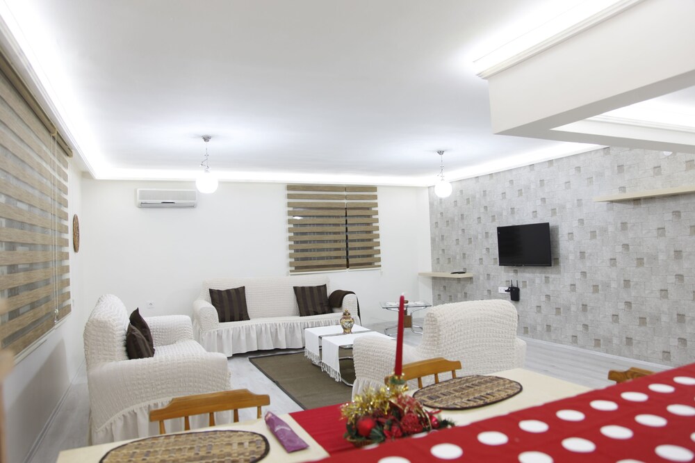 Evodak Apartment D: 3A