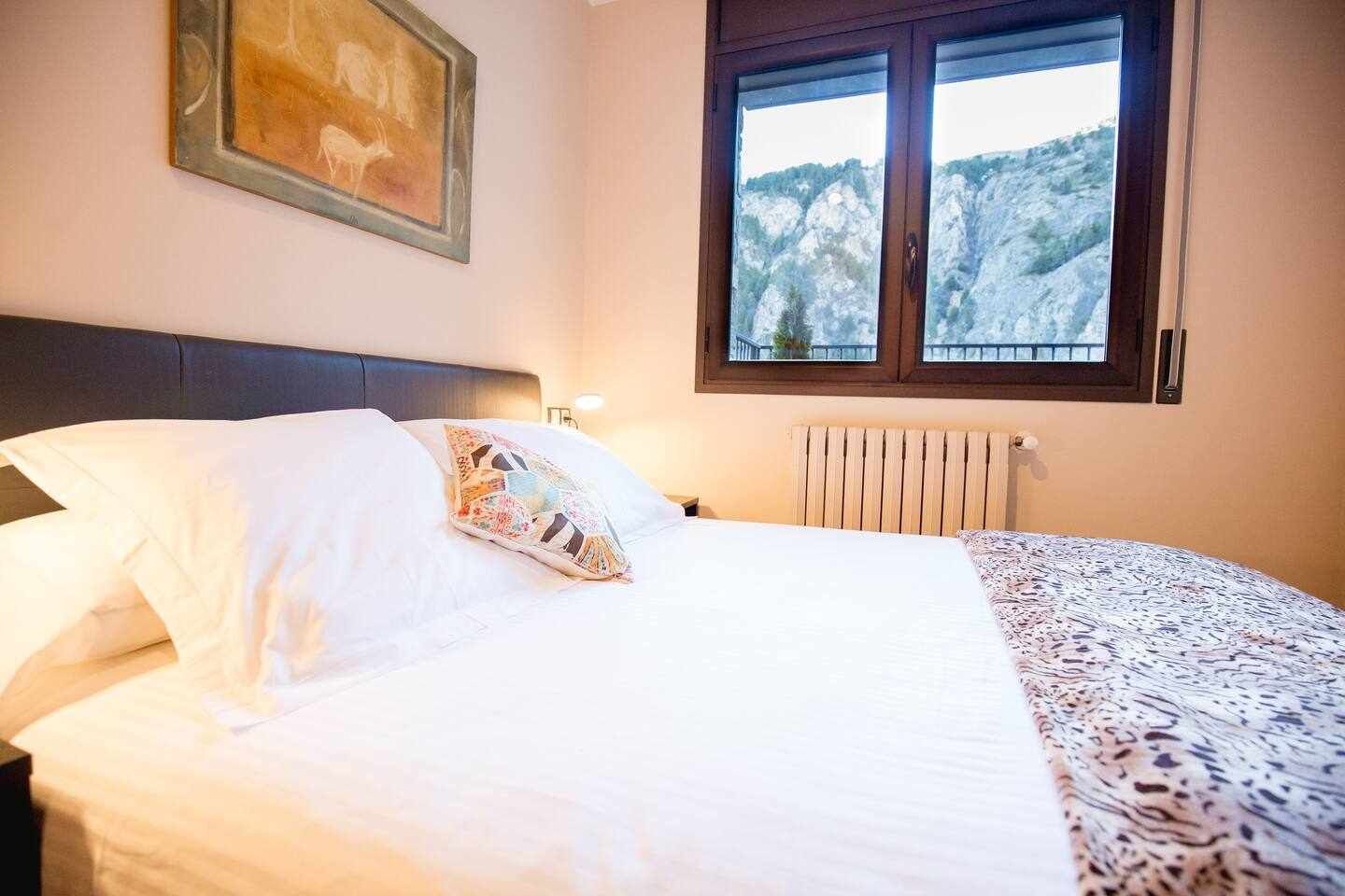 2 bedrooms, travel crib, WiFi, bed sheets