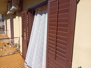 Exterior detail - App. Gillardino with TERRACE (Makarska)