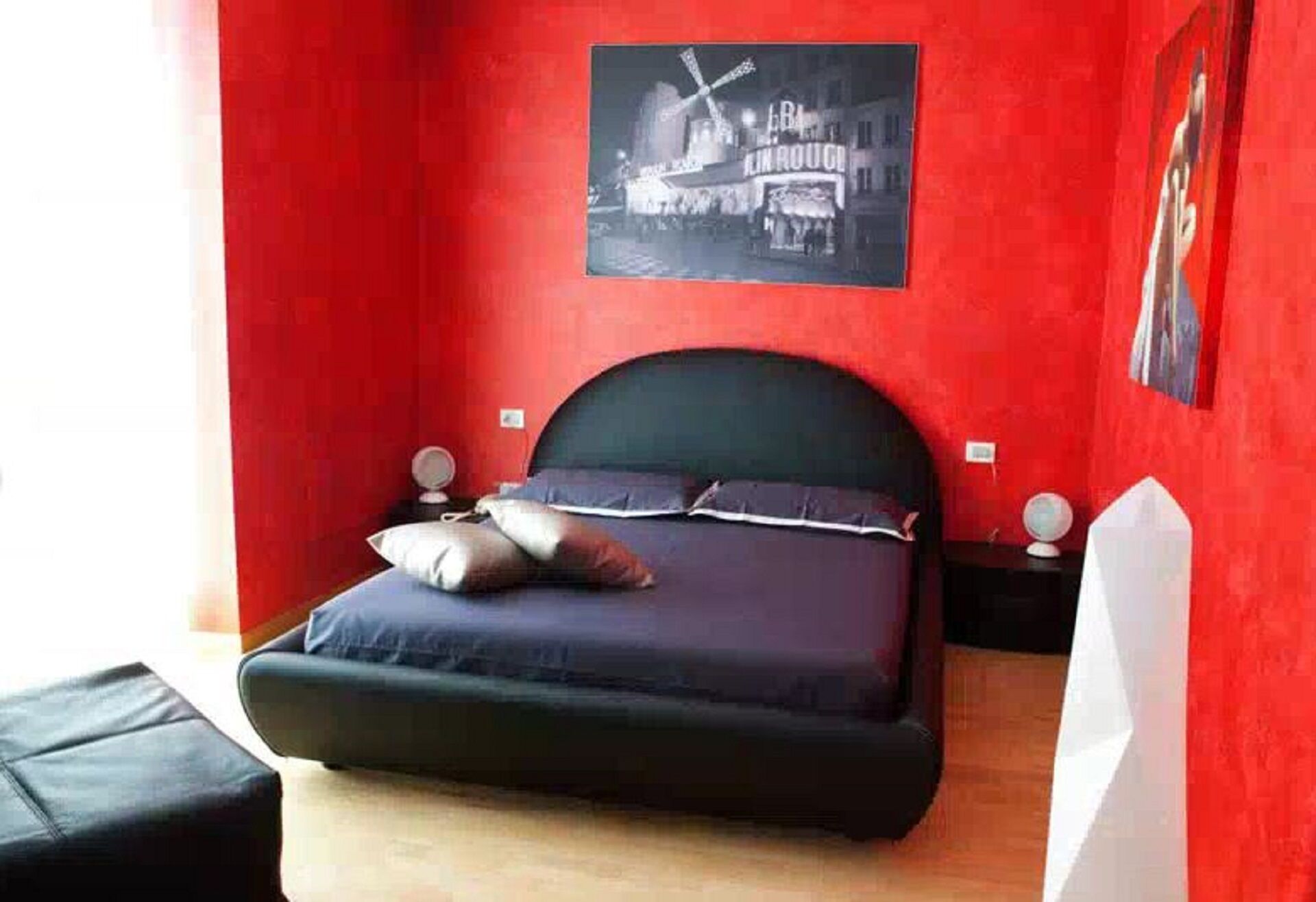 villa imago room moulin rouge