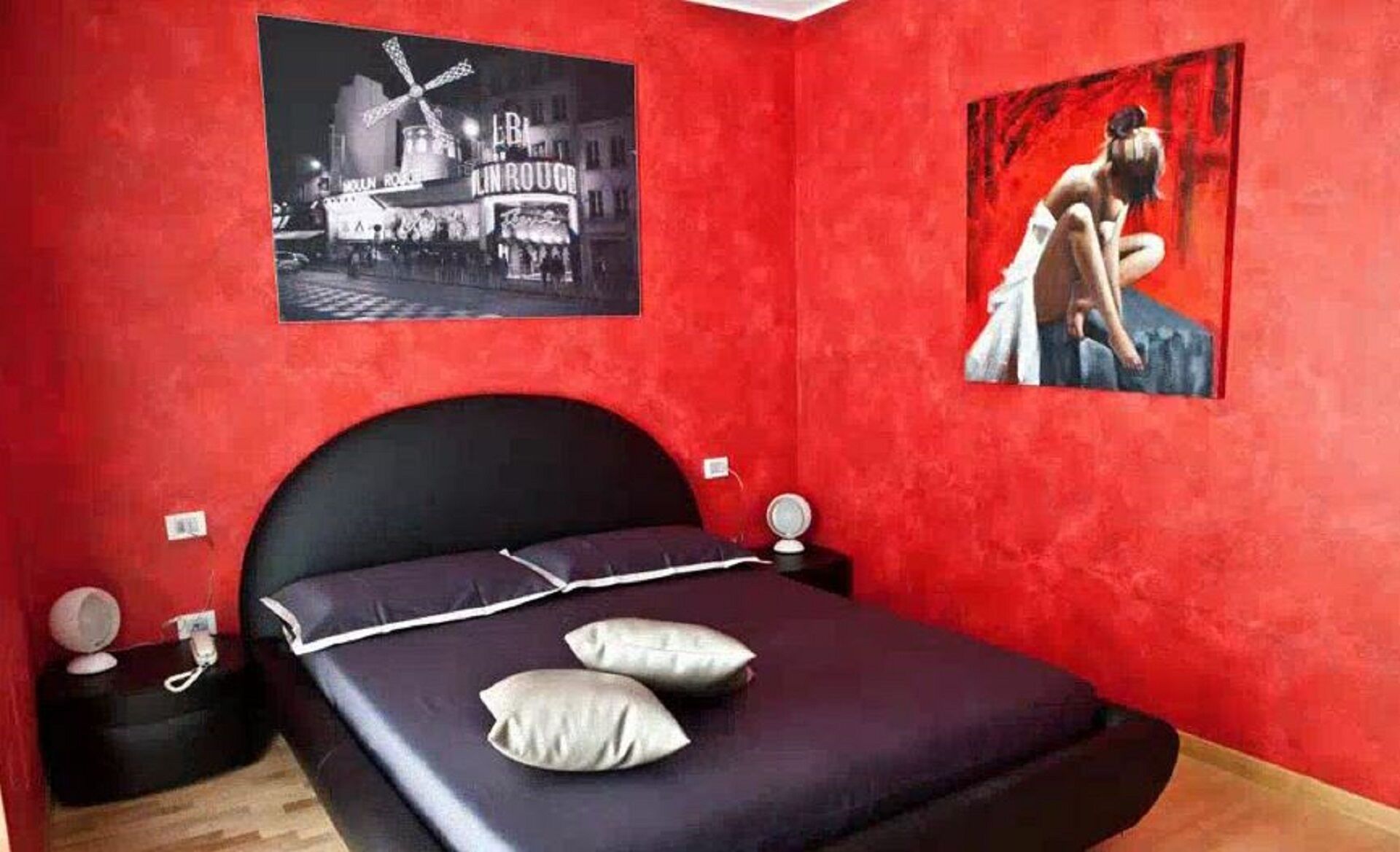 villa imago room moulin rouge