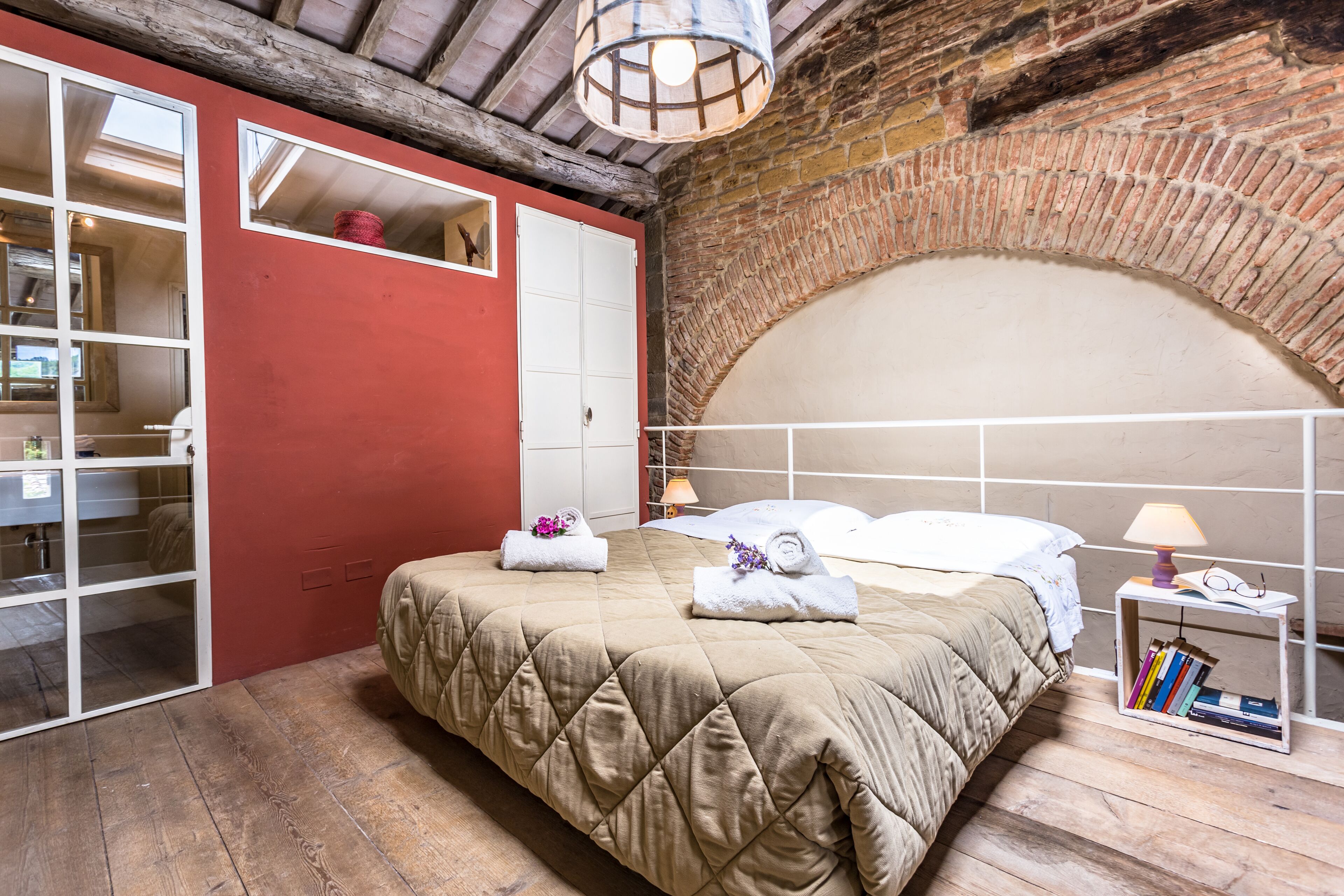 La Badia, a loft studio apartment, surrounded by greenery