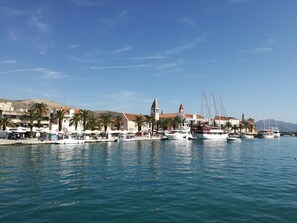 Marina - Modern apartment with amazing view (Trogir)