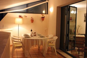 Dining - Penthouse SOL City Centre (Alacant)