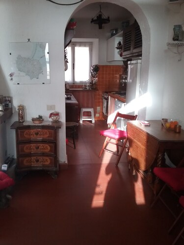 Beautiful house in fisherman's harbor in Toscana, 150 km north of Rome