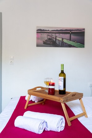 Interior - Apantment with beautiful terrace near the airport (Iraklio)