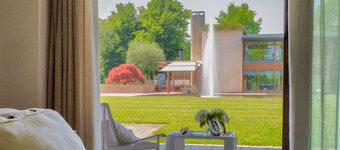 Country House Water Court: App. Lilium