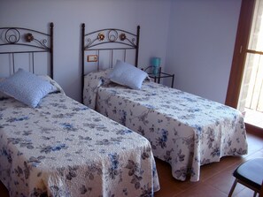 2 chambres, Wi-Fi gratuit, draps fournis