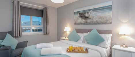 1 chambre, literie de qualité supérieure, fer et planche à repasser