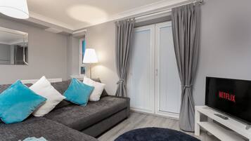 TV, Netflix, streaming services, offices