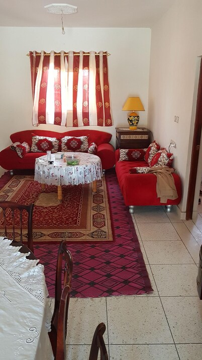 Country villa 10 minutes from downtown 