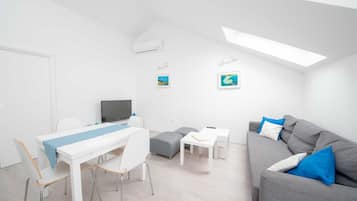 Smart-TV, Bücher, Musikbibliothek
