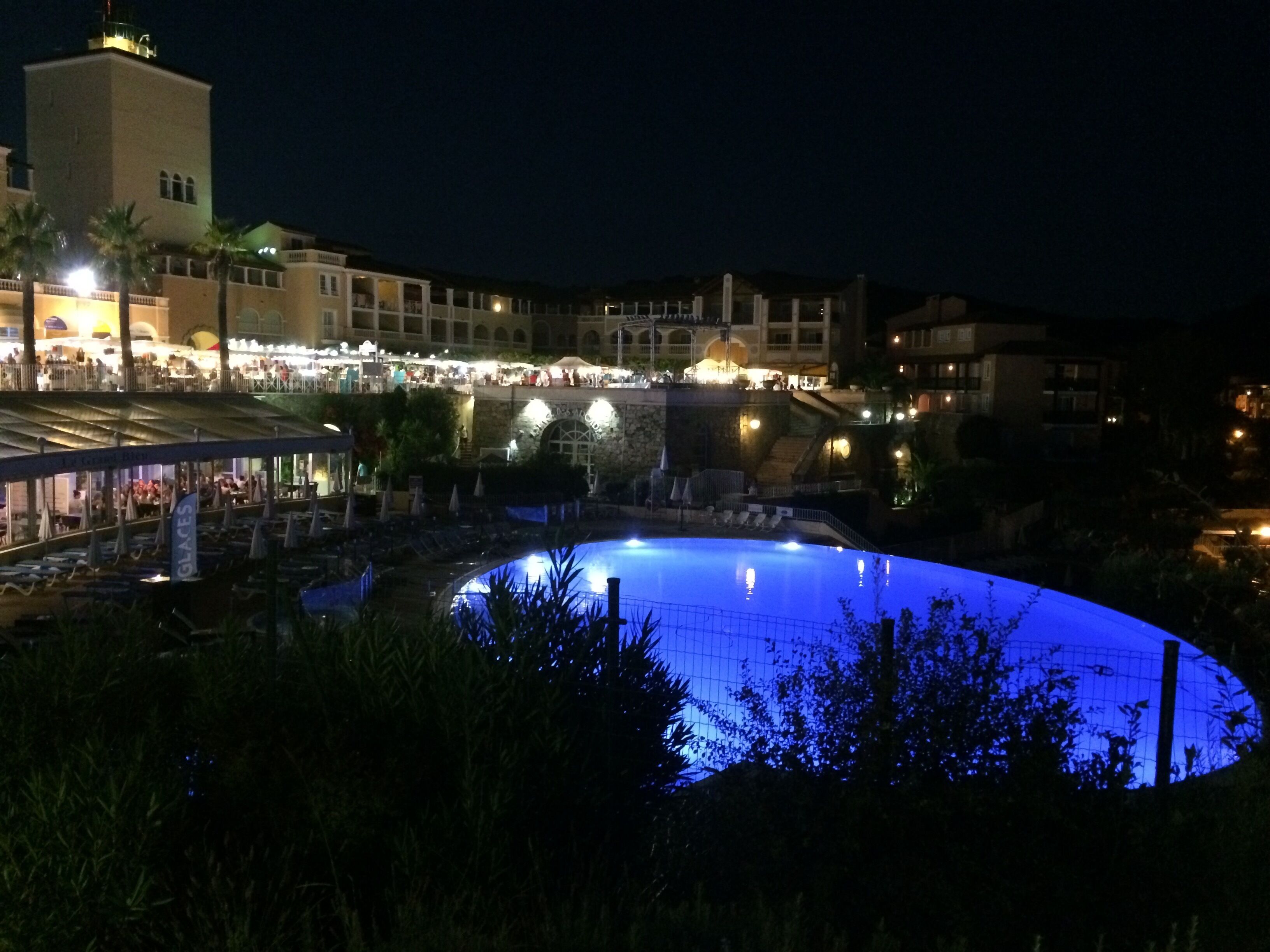 APARTMENT TYPE F2 4 PEOPLE WITH TERRACE SEA VIEW AND GOLDEN ISLAND