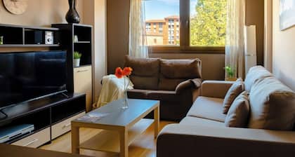 Villa nurkassa. Asturias-keskus. Noreña