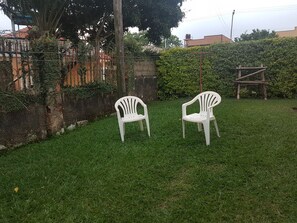 Property grounds - Wemofa Pad - 2 Bedroom Self-Catering House (Entebbe)
