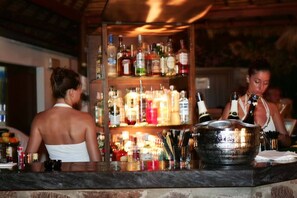 بار (في المنشاة)