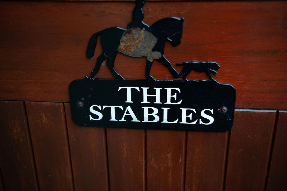 Stables Courtyard Apartment on Blessingbourne Country Estate