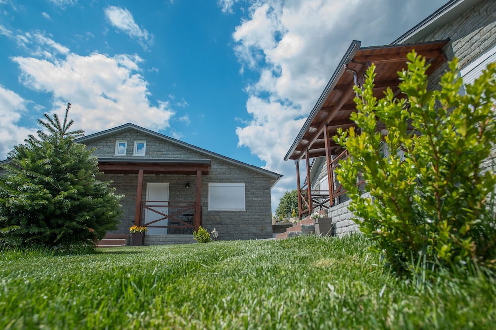 Classic Mountain Bungalow E, Konitsa