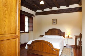 5 chambres, bureau, Wi-Fi gratuit, draps fournis