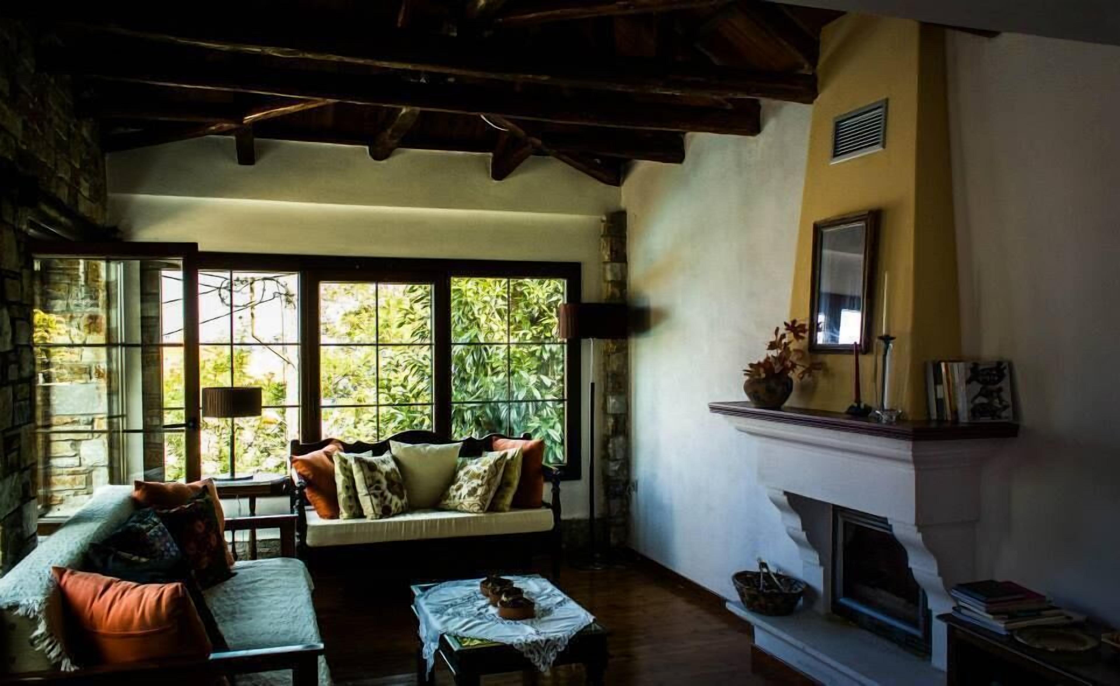 Villa - Prigou Mansion 