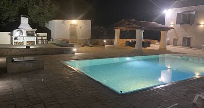 Villa Marietta - Villa idílica en el campo con gran piscina privada