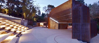 Schönes Haus in einem kleinen provenzalischen Dorf 20 'von Aix.