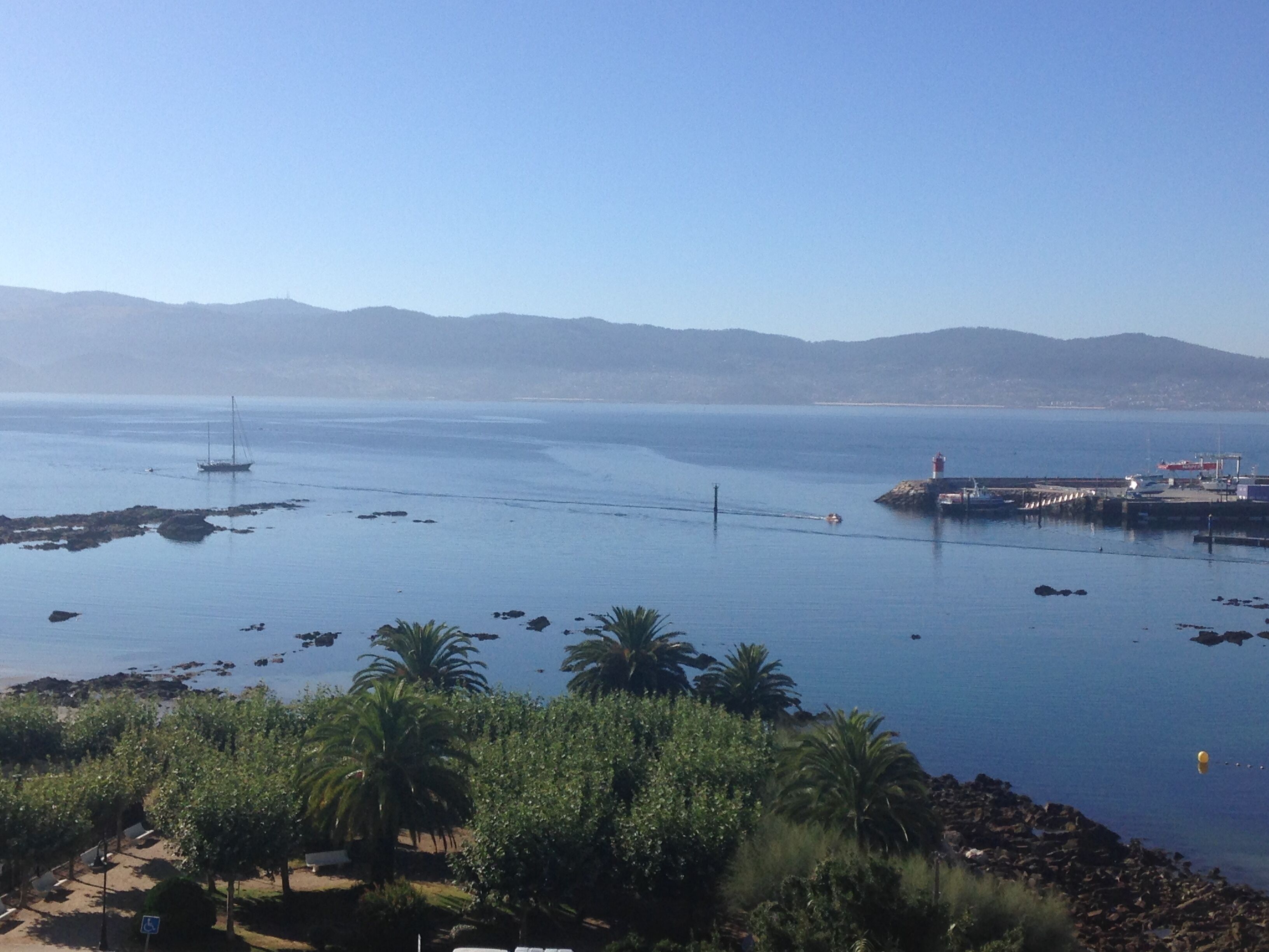 Penthouse in the center of Sanxenxo, 3 bedrooms and two bathrooms, with sea views