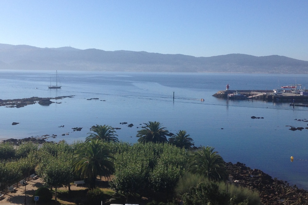 Penthouse in the center of Sanxenxo, 3 bedrooms and two bathrooms, with sea views