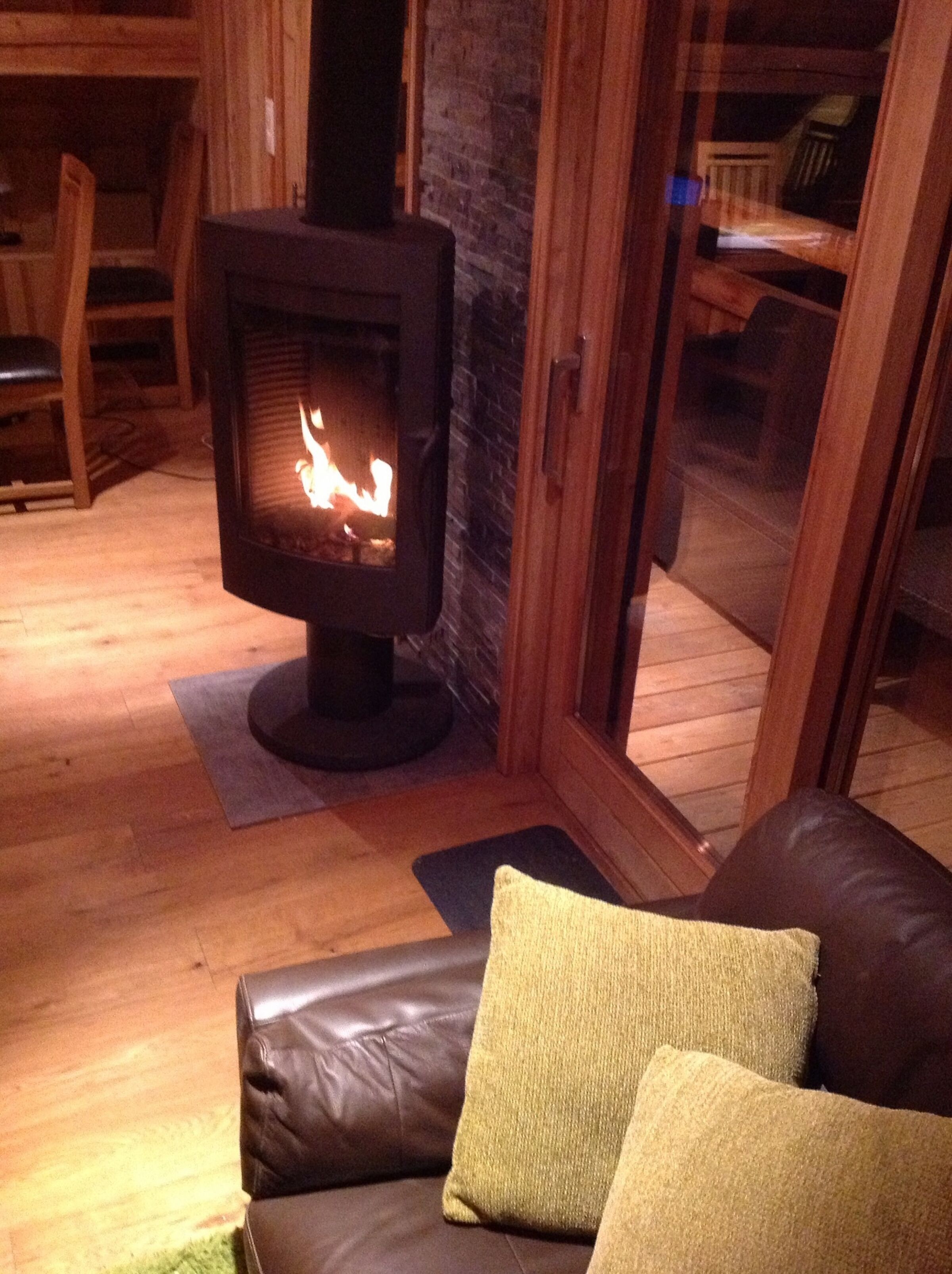 Magnifique Et Luxueux Chalet En Bois Indépendant Flambant Neuf Sur Un Emplacement De Choix - Vaujany