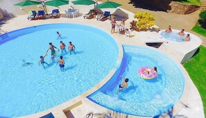 Outdoor pool - Esmeralda Suite Villa with Sea View (Las Galeras)