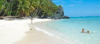 Exclusive Ocean View Suite Villa Esmeralda with Panoramic Pool