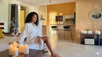 20 bedrooms, in-room safe, iron/ironing board, free WiFi