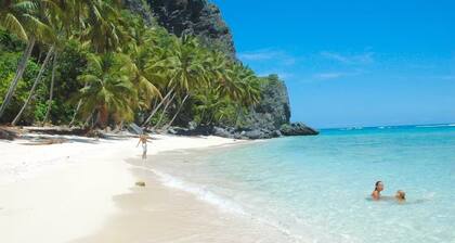 Private Caribbean Resort – 9 Villas, Ocean Views & Pool