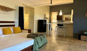 18 soveværelser, pengeskab på værelset, strygejern/strygebræt