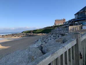 Una playa cerca