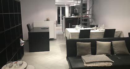 House Knokke 120m² 3 minutes drive from the sea with sun terrace